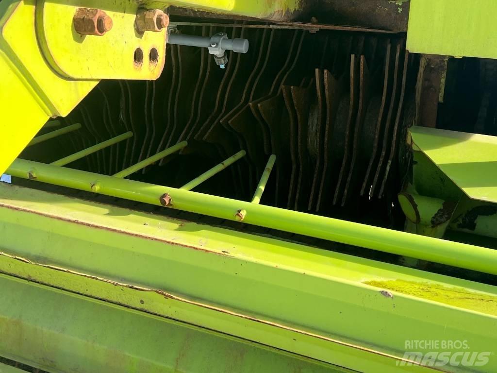 CLAAS Rollant 254 RC ラウンドベーラー