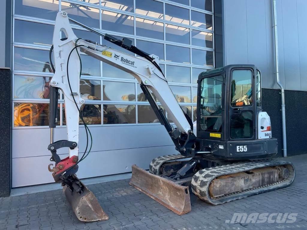 Bobcat E55 ミニ油圧ショベル 7t以下（ミニユンボ・ミニディガー）