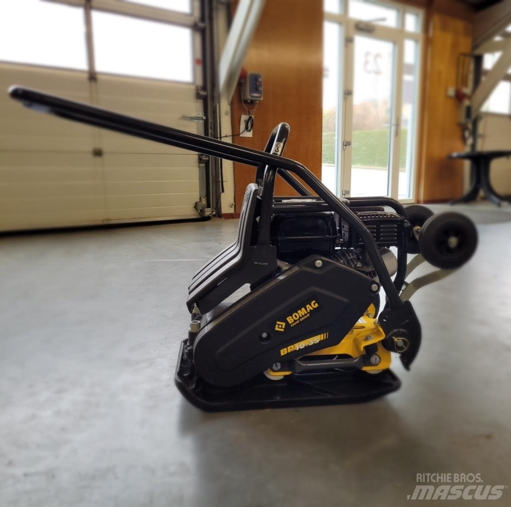 Bomag BP 10/35 プレートコンパクター