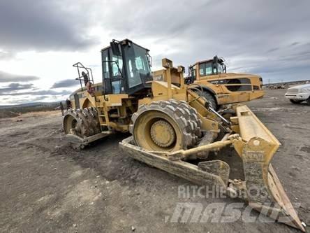 CAT 825 G ソイルコンパクター