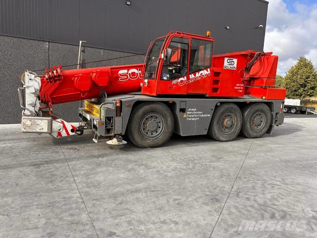Demag AC 40-1 City オールテレーンクレーン