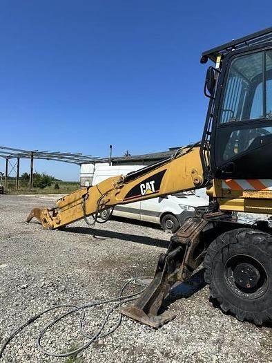 CAT M322D VAH 特殊油圧ショベル