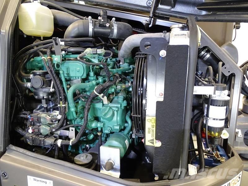 Volvo ECR50F ミニ油圧ショベル 7t以下（ミニユンボ・ミニディガー）