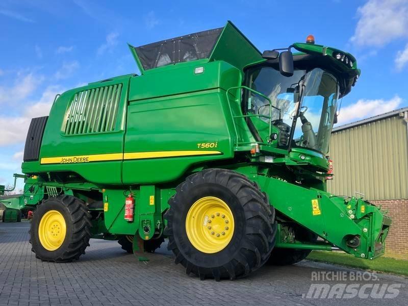 John Deere T 560 i コンバイン