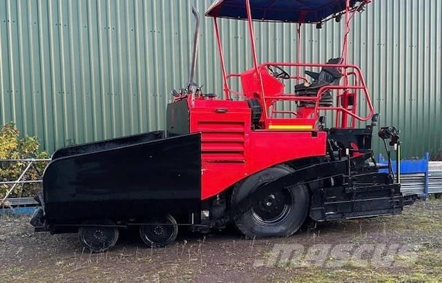 Marini MF 331 アスファルトフィニッシャ