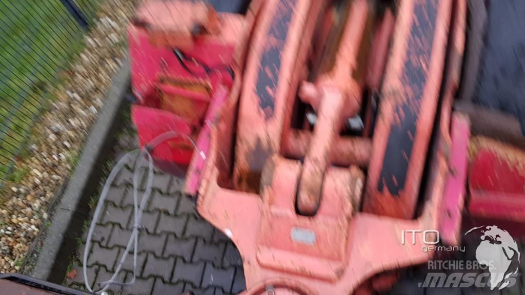Sandvik LH 208L 地下ローダー