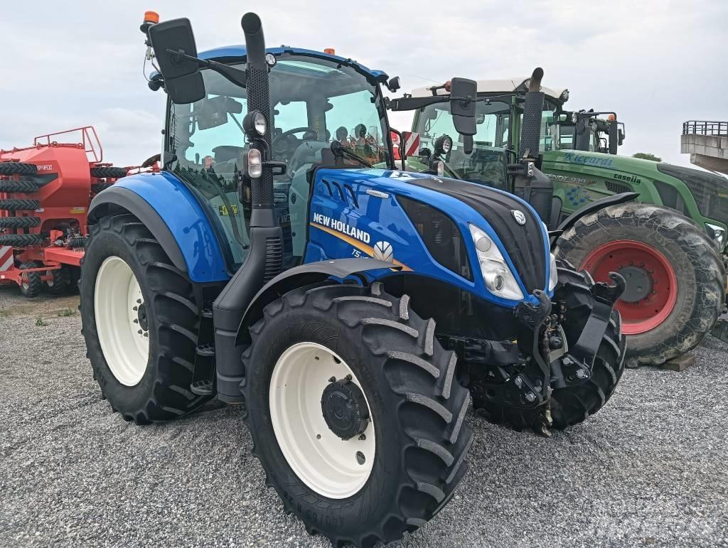 New Holland T 5.120 トラクター