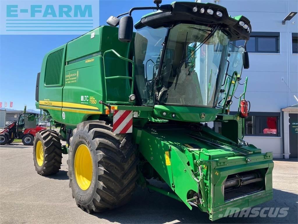 John Deere T550 HM コンバイン