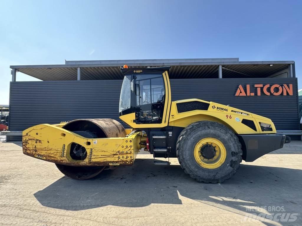 Bomag BW 226 BVC-5 振動ローラ