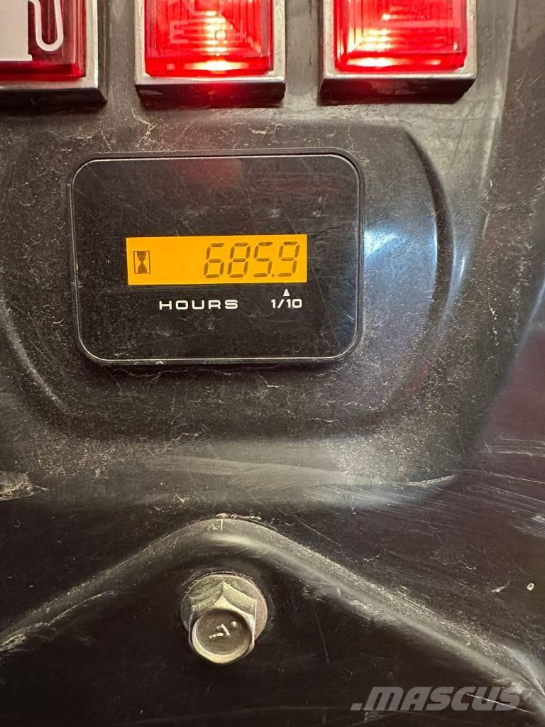 Kubota U 10-5 ミニ油圧ショベル 7t以下（ミニユンボ・ミニディガー）