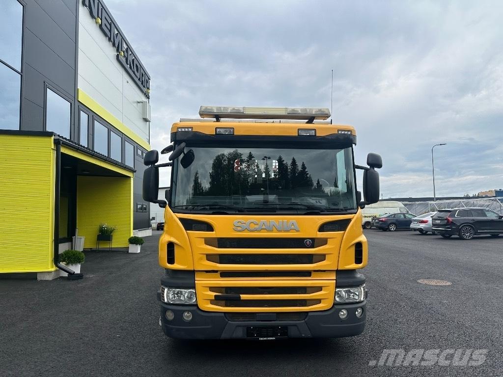 Scania P370 6x2*4 アームロール