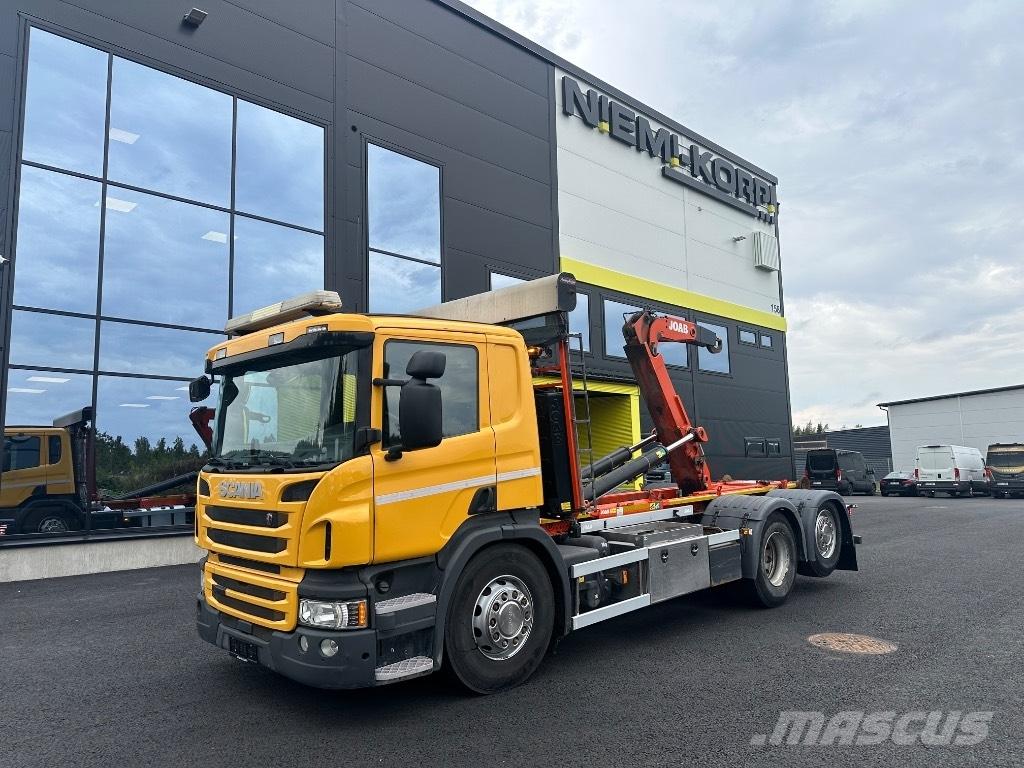 Scania P370 6x2*4 アームロール
