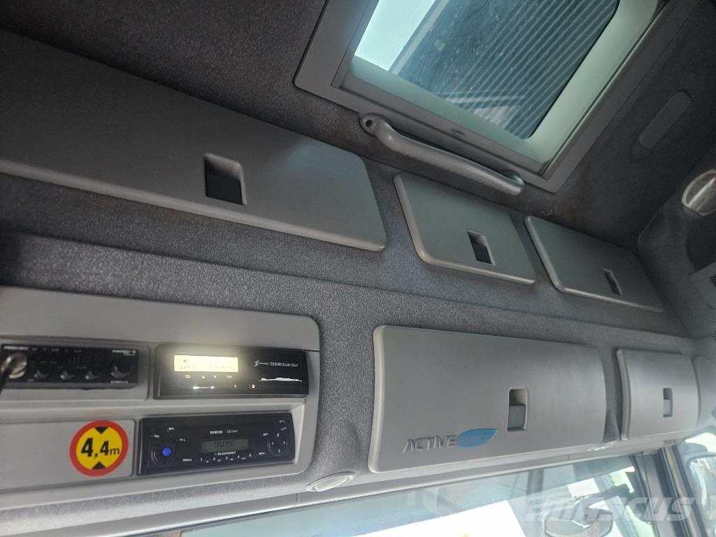 Iveco Stralis 6x2 ボックスボディー、ウイング、箱車