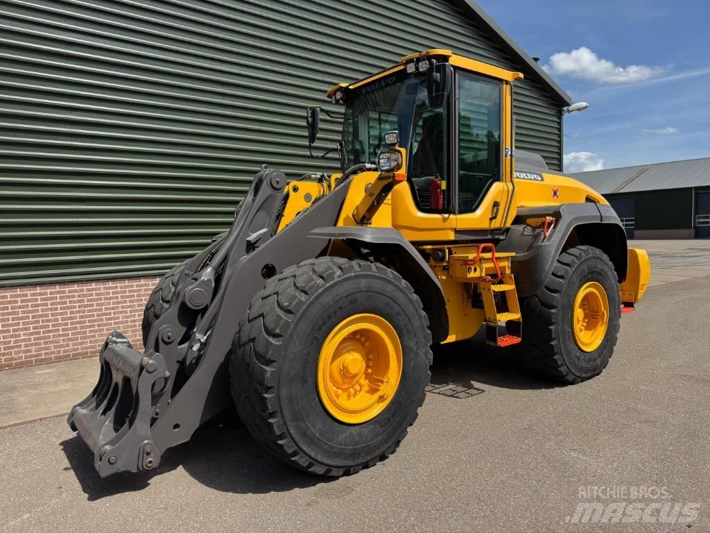 Volvo L 120 H ホイールローダー・タイヤショベル