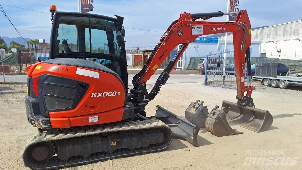 Kubota KX 060-5 ミニ油圧ショベル 7t以下（ミニユンボ・ミニディガー）