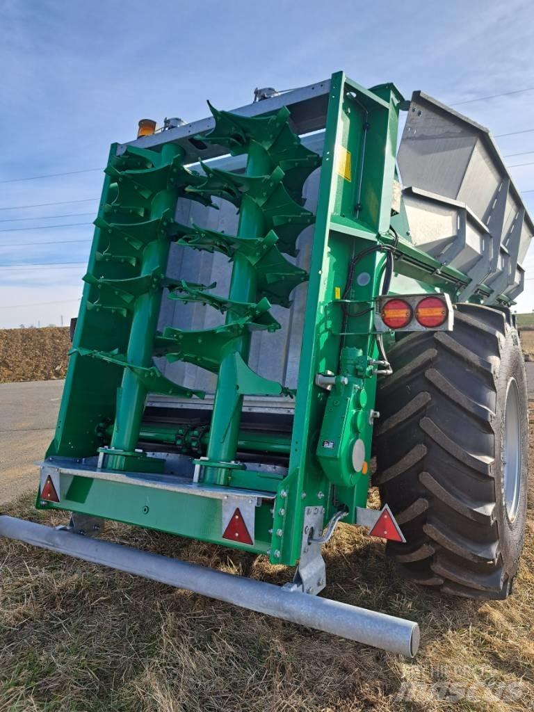 Samson SP 15 肥料散布機