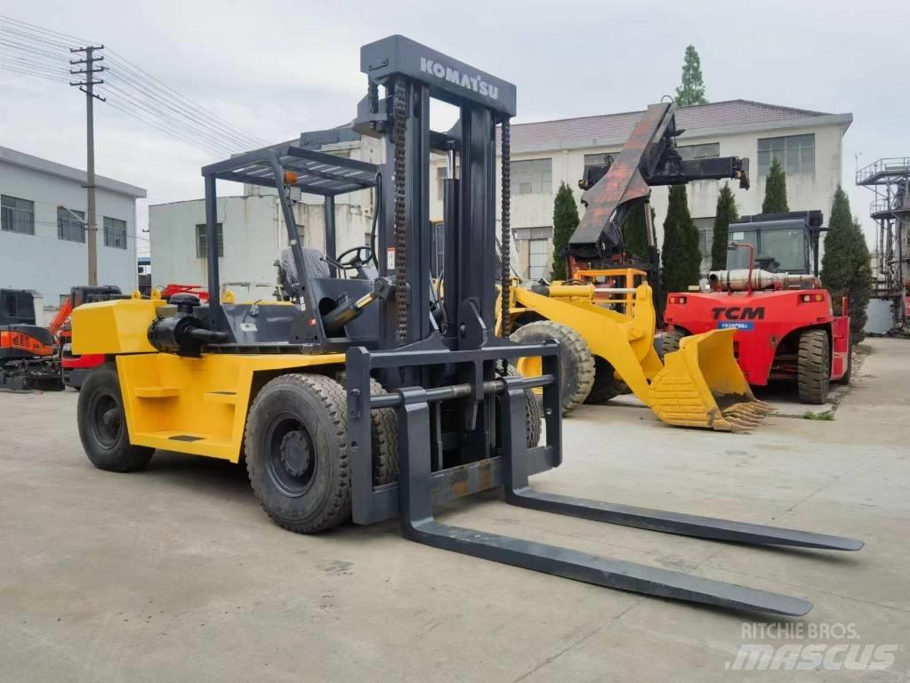 Komatsu FD 15 ディーゼル・軽油