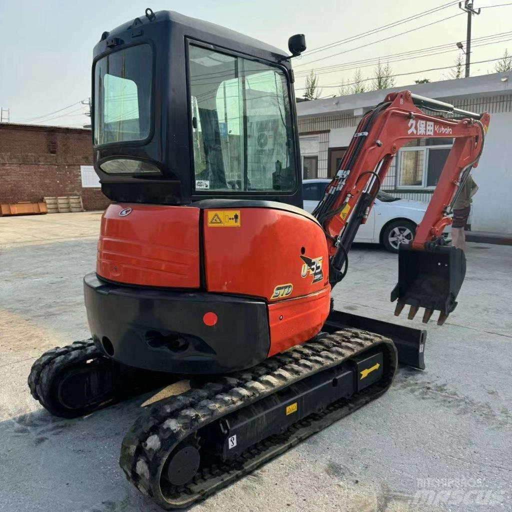 Kubota U 35 ミニ油圧ショベル 7t以下（ミニユンボ・ミニディガー）