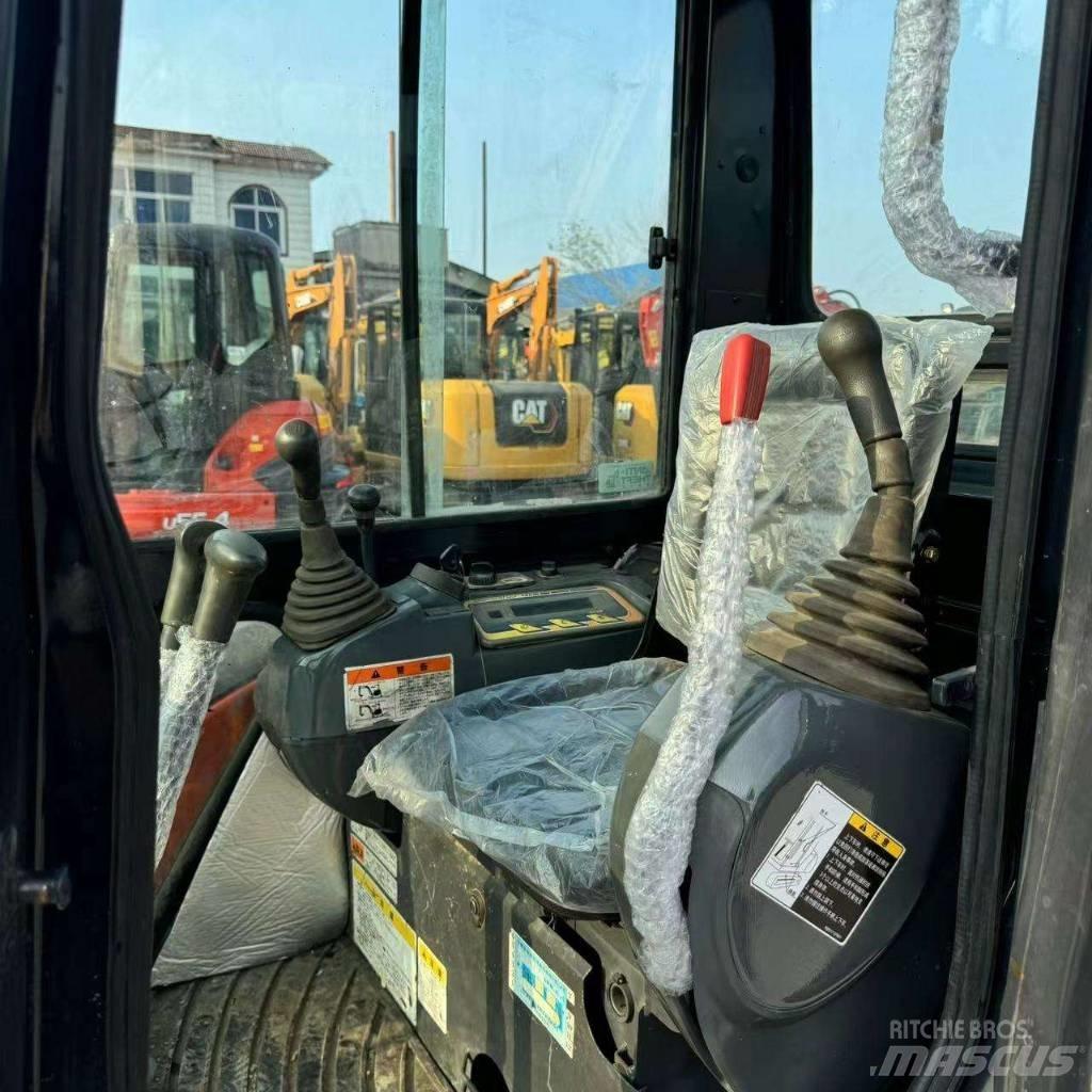 Kubota U 35 ミニ油圧ショベル 7t以下（ミニユンボ・ミニディガー）