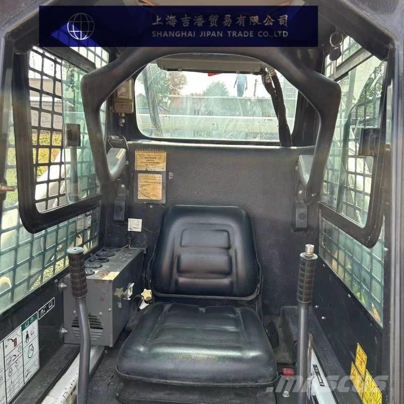 Bobcat S 18 スキッドステアローダー