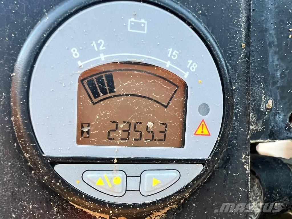 Thwaites 6T サイト　ダンプ