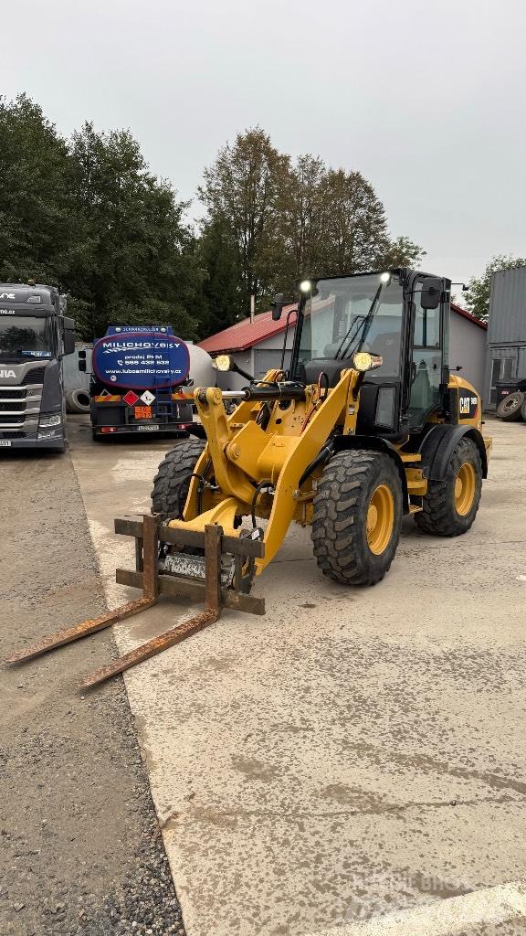 CAT 908 ホイールローダー・タイヤショベル
