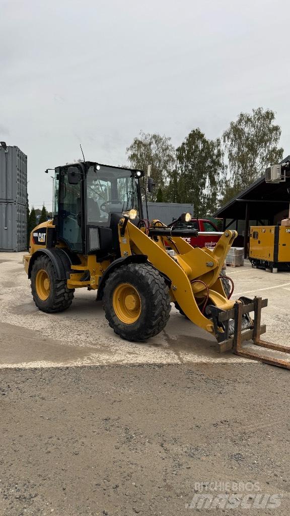 CAT 908 ホイールローダー・タイヤショベル