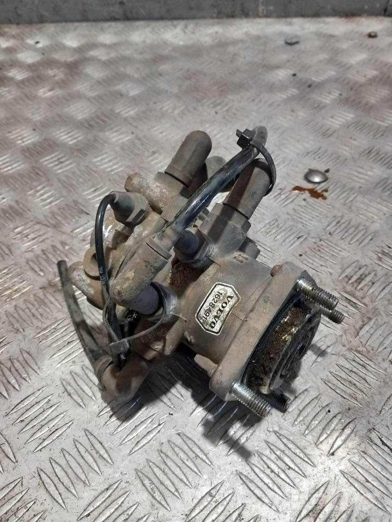 Volvo FH 12  1628491 ブレーキ