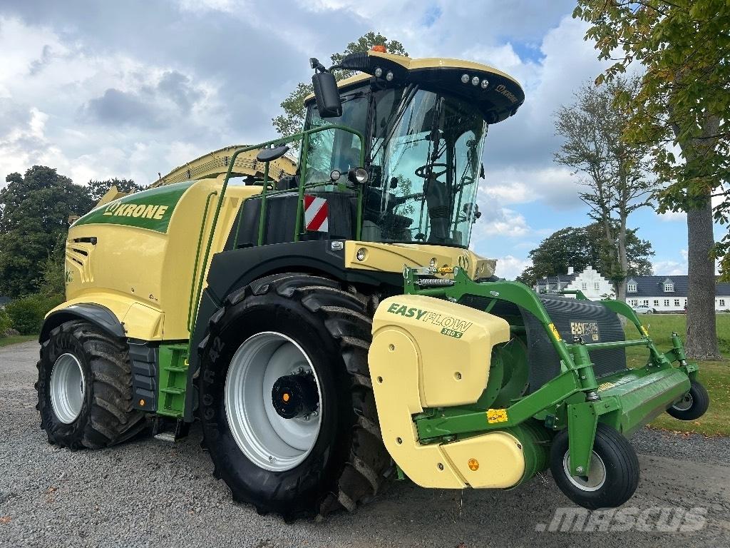 Krone Big x 1180 自走式フォレージハーベスター