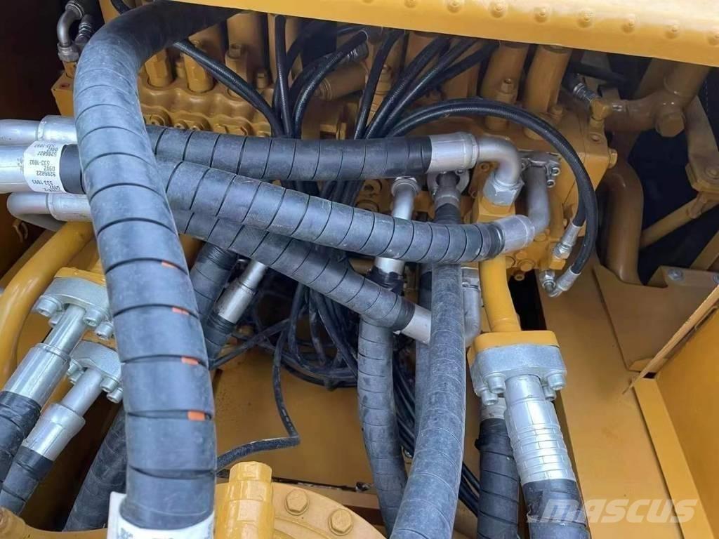 CAT 330 D 大型油圧ショベル12t以上（パワーショベル・ユンボ）