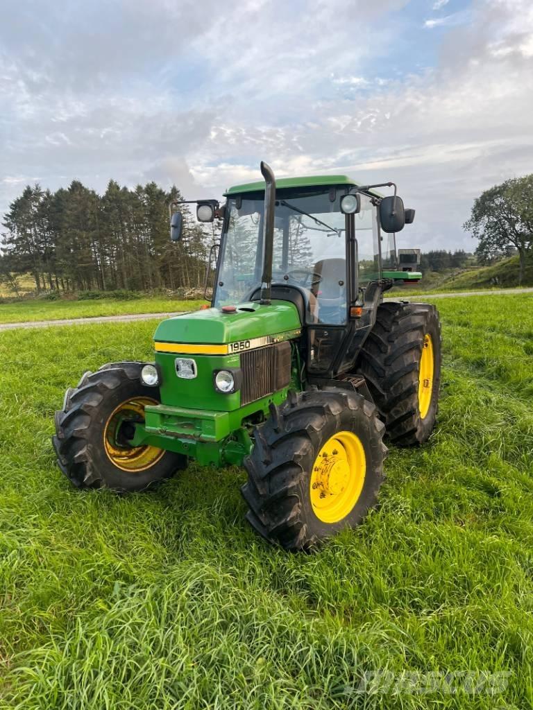 John Deere 1950 トラクター