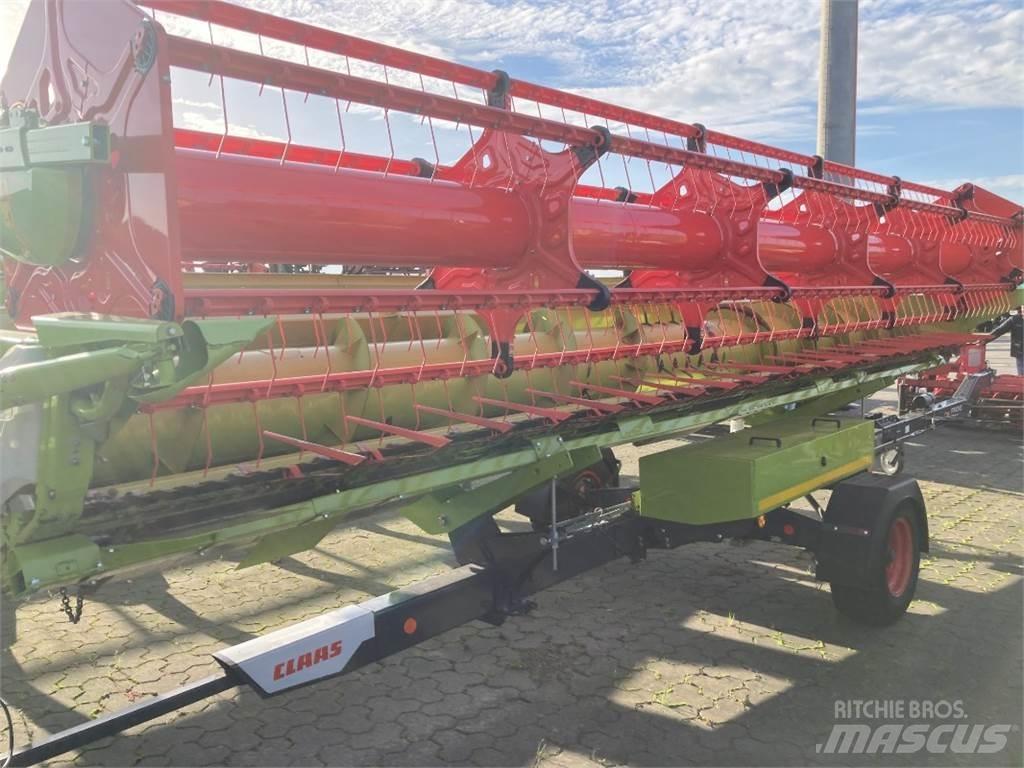 CLAAS Trion 730 コンバイン