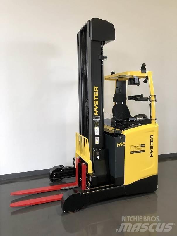 Hyster R1.6 リーチフォークリフト