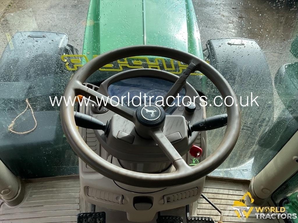 John Deere 6195 R トラクター