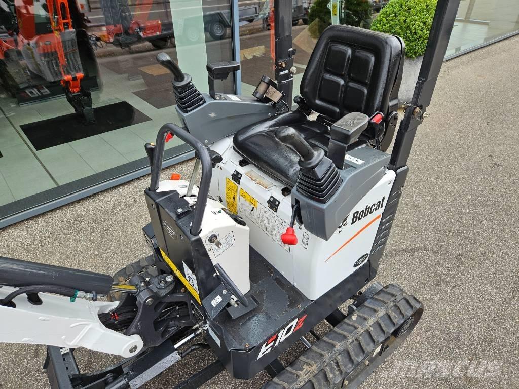 Bobcat E 10 ミニ油圧ショベル 7t以下（ミニユンボ・ミニディガー）