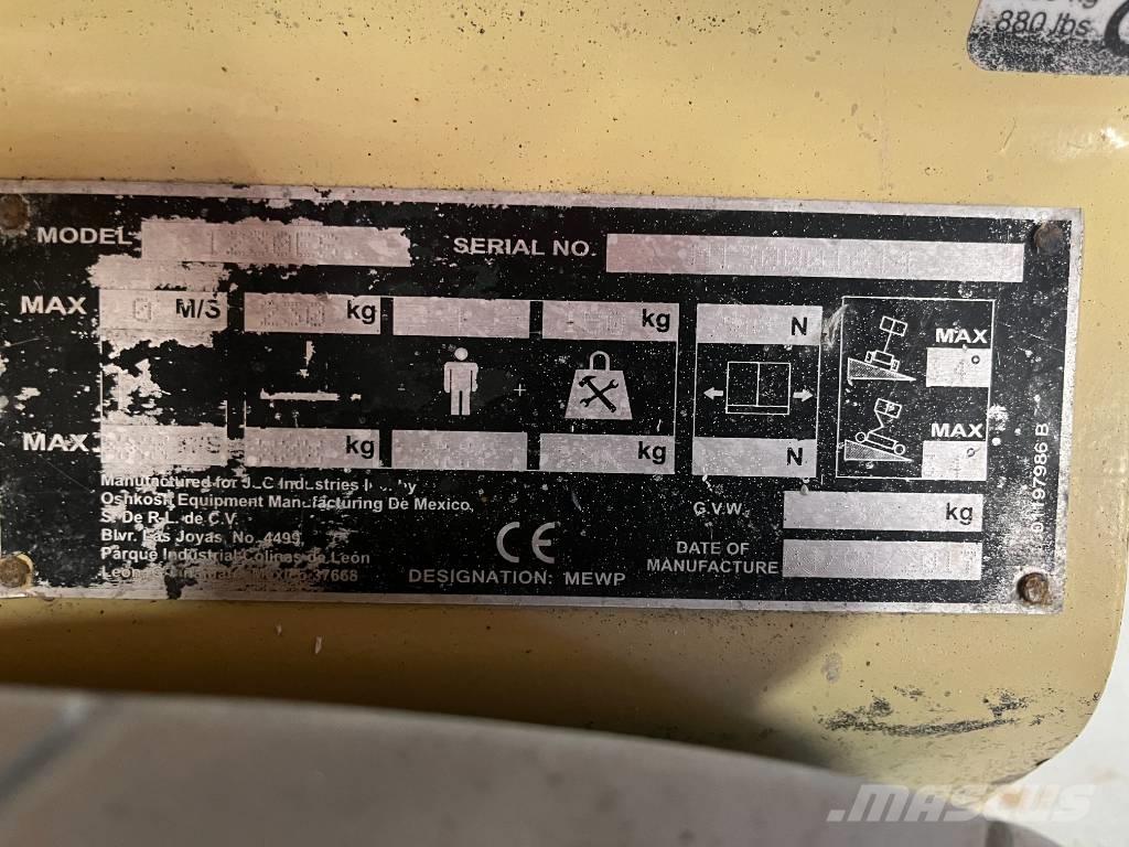 JLG 1230 ES 垂直昇降型リフト
