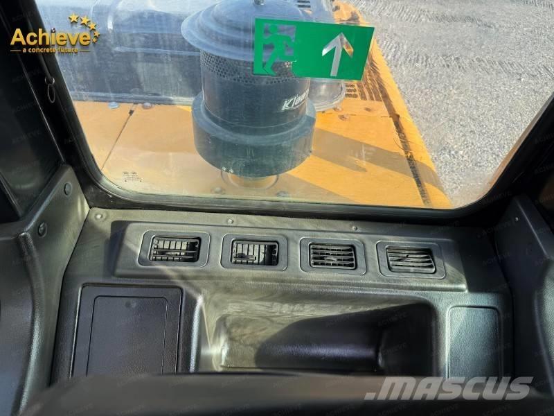 Sany SY235C 大型油圧ショベル12t以上（パワーショベル・ユンボ）