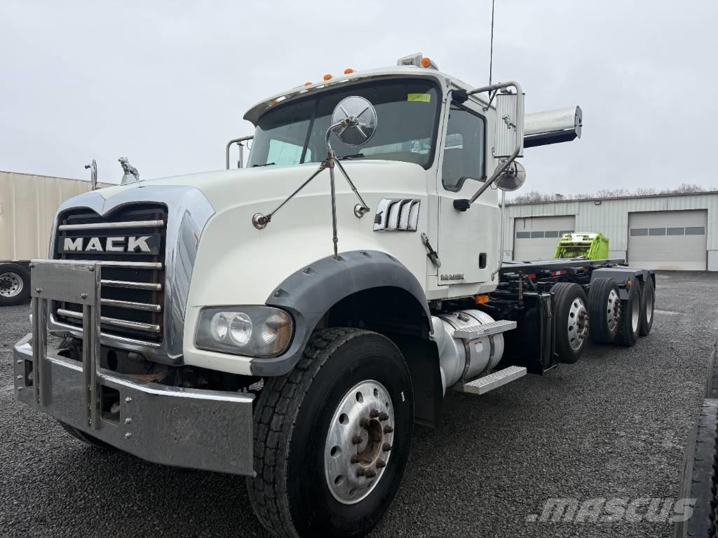 Mack Granite 塵芥車、パッカー車
