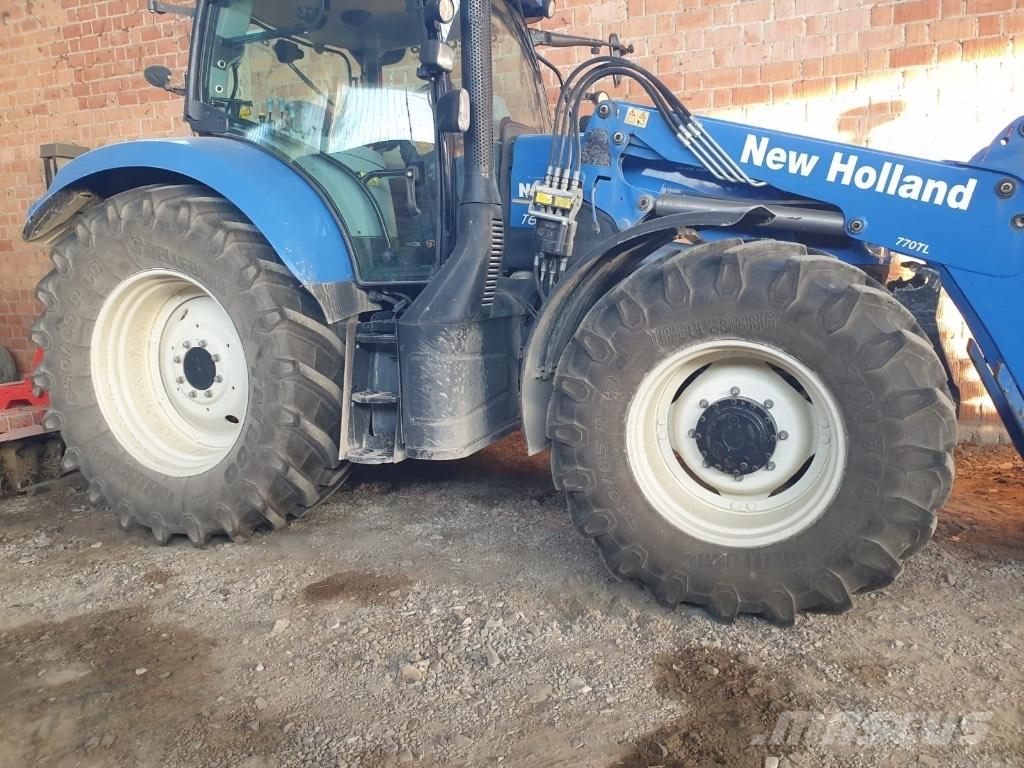 New Holland T 6.175 トラクター