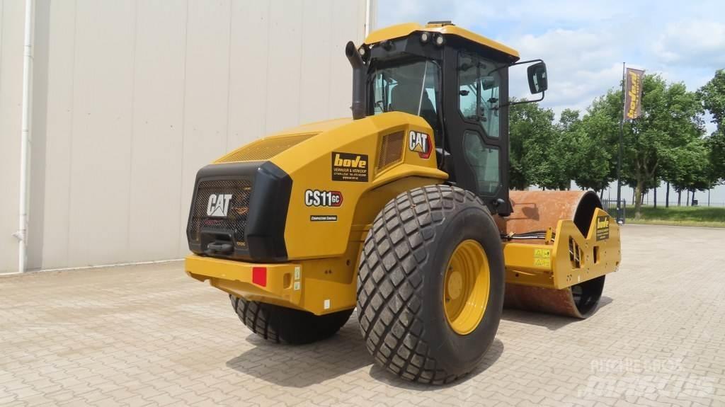 CAT CS11GC 振動ローラ
