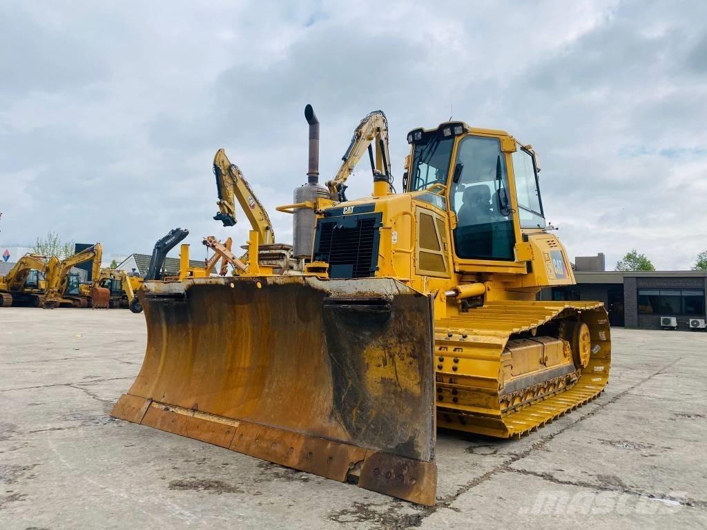 CAT D 6 K LGP ブルドーザー