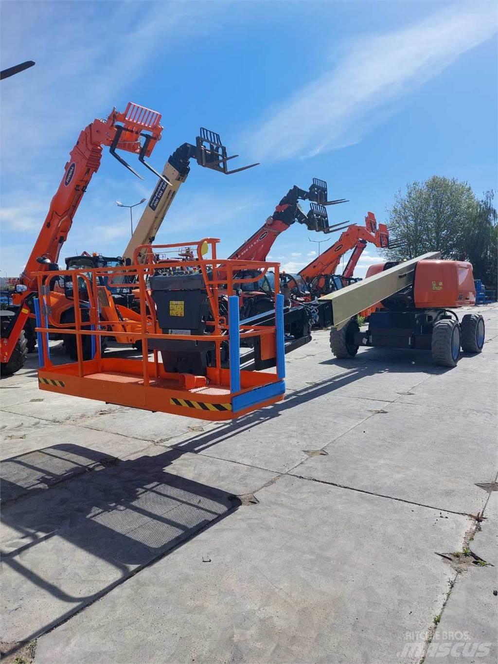 JLG 660SJ ブームリフト　直伸型