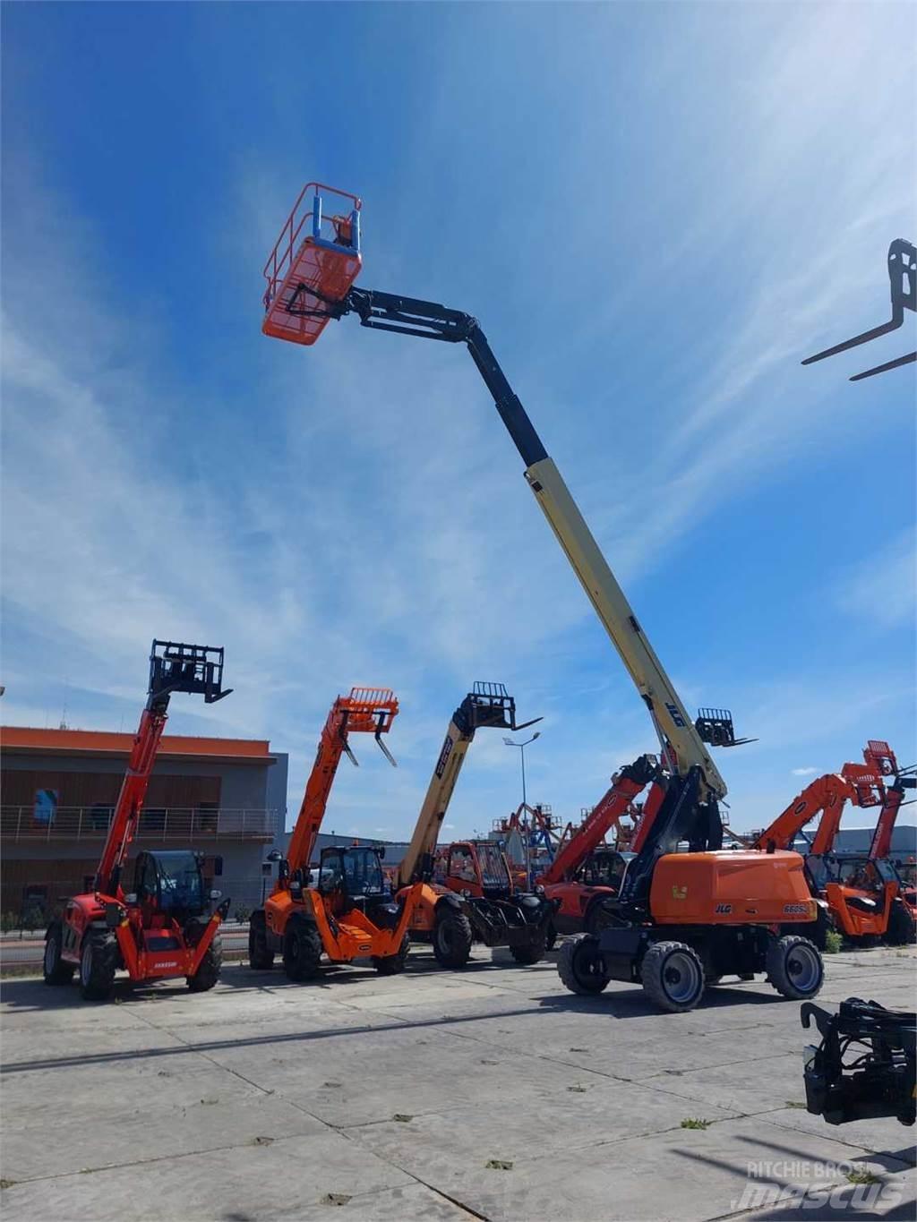JLG 660SJ ブームリフト　直伸型