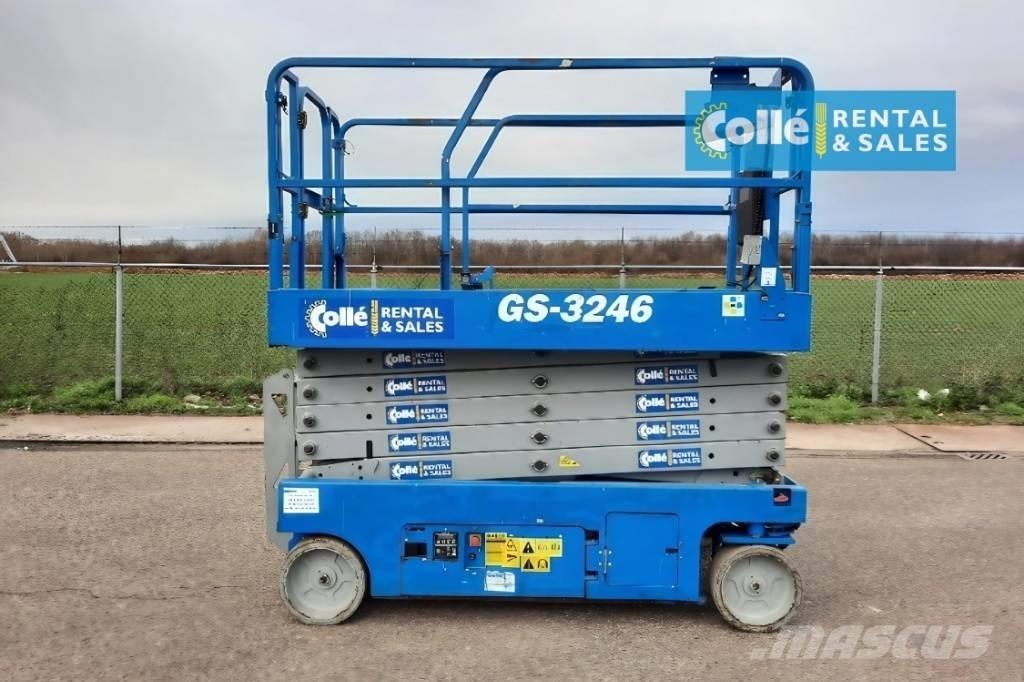 Genie GS-3246 | 2013 シザースリフト