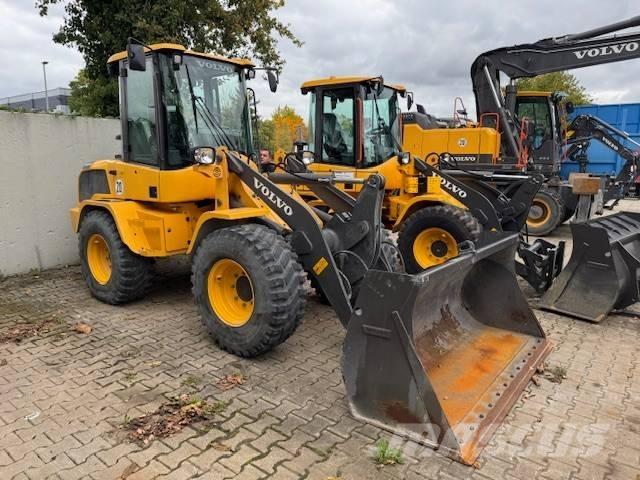 Volvo L35G スキッドステアローダー