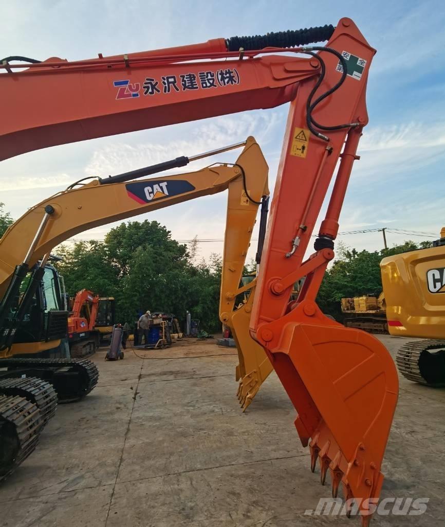 Hitachi ZX 200 大型油圧ショベル12t以上（パワーショベル・ユンボ）