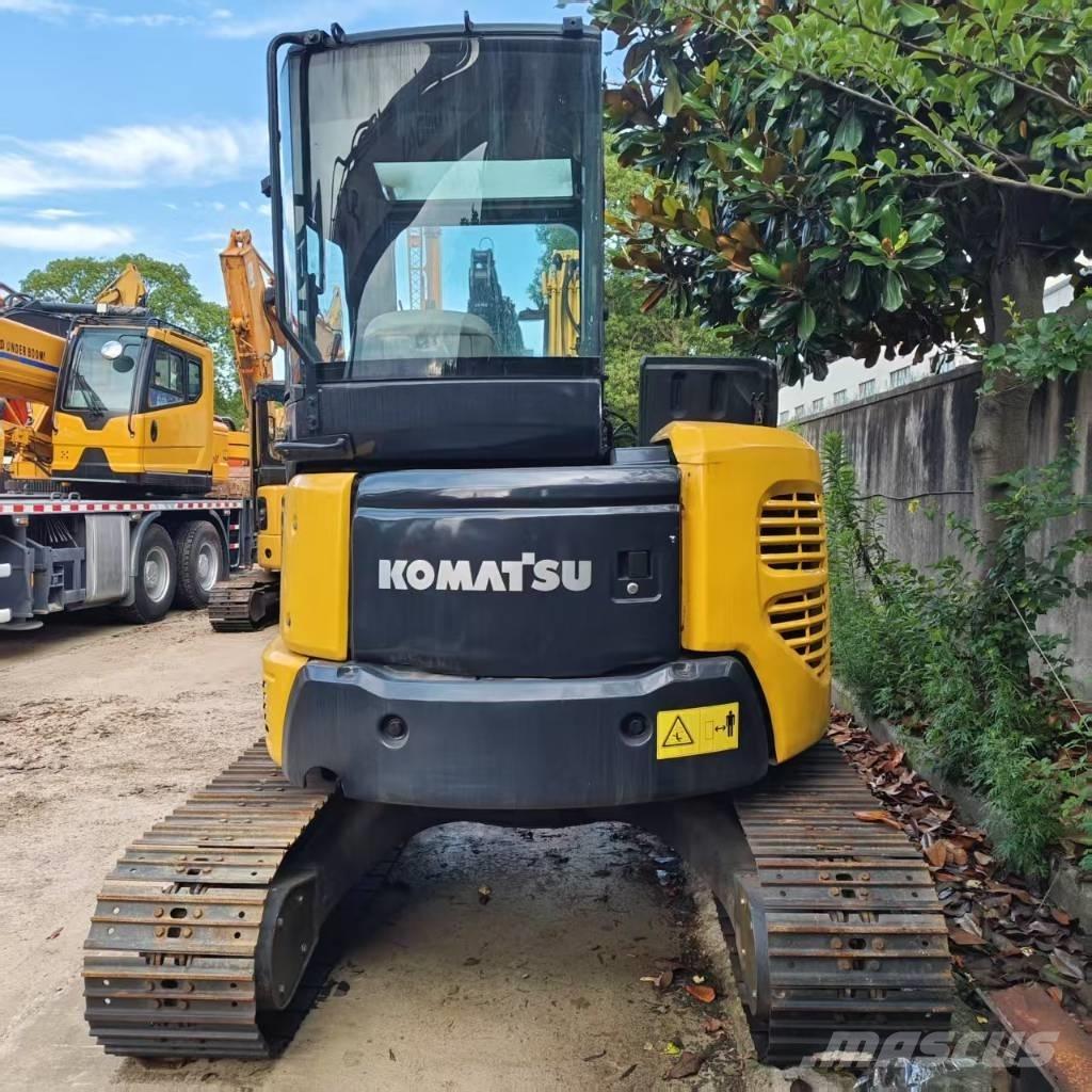 Komatsu PC 55 MR ミニ油圧ショベル 7t以下（ミニユンボ・ミニディガー）