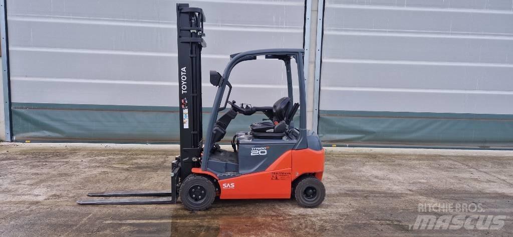 Toyota Traigo 20 バッテリーフォークリフト