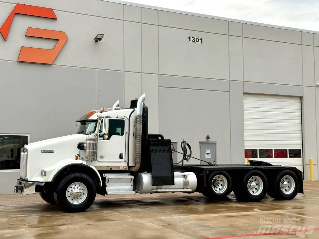 Kenworth T 800 レッカー車