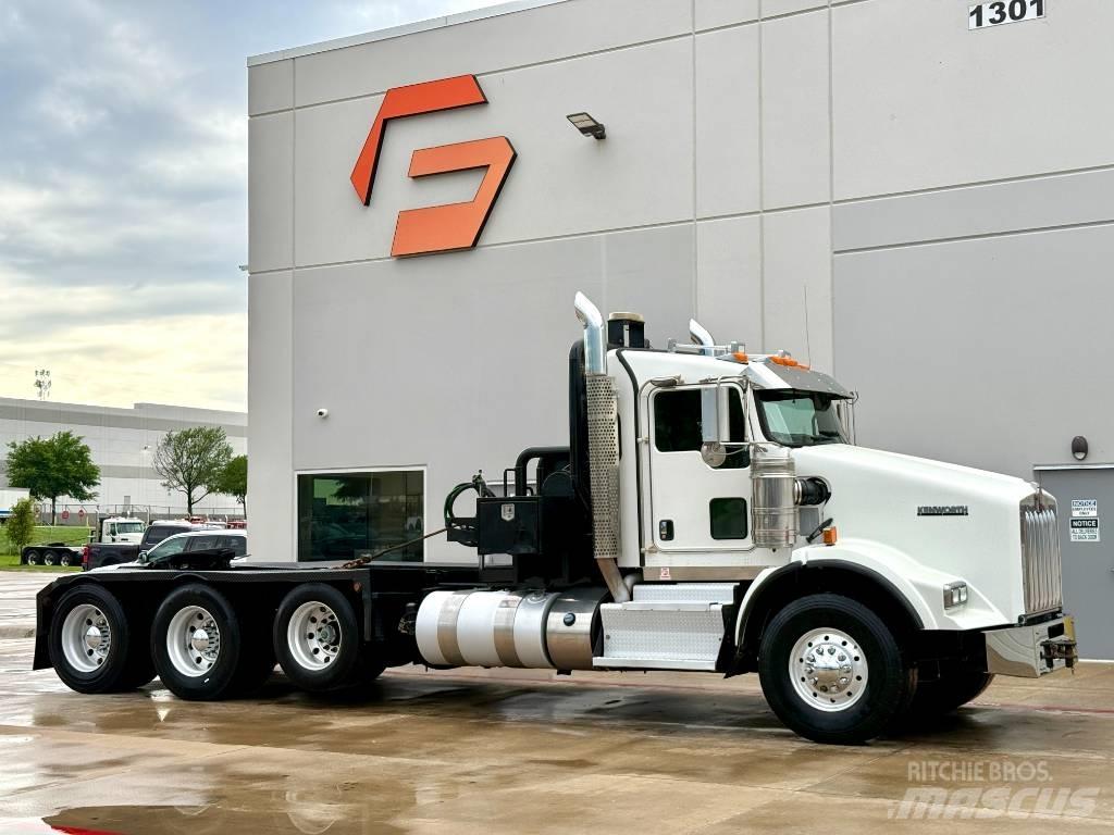 Kenworth T 800 レッカー車